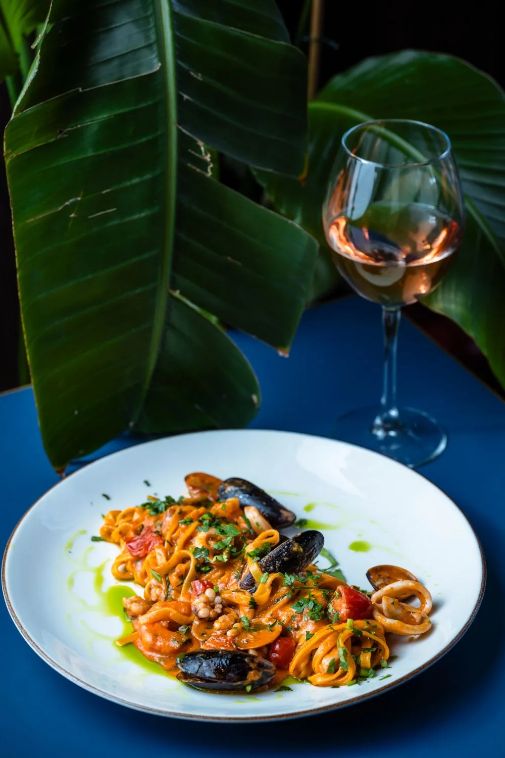 Tagliatelle cu fructe de mare