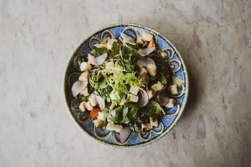 salata halloumi